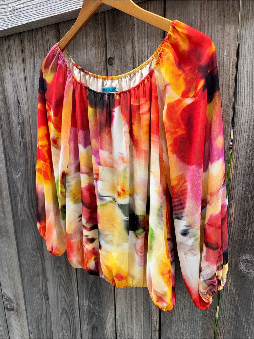 Alice + Olivia Flame Colored Abstract Print Balloon Sleeve Blouse Size Medium - Picture 7 of 8